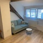 La Petite De * Estrasburgo