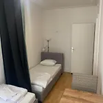 La Petite De Estalagem