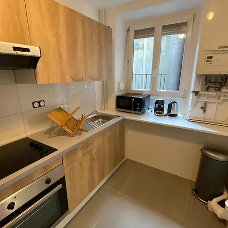 La Petite De * שטרסבורג