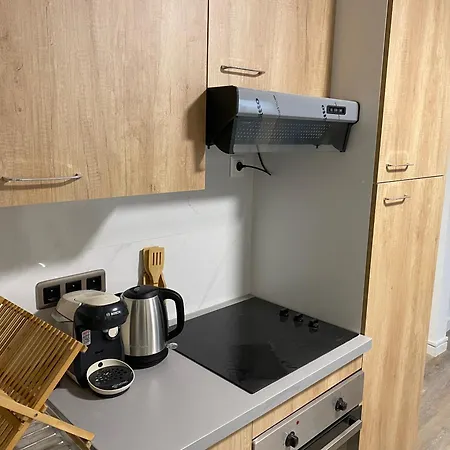 La Petite De אורחן *