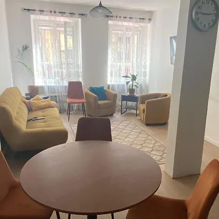 La Petite De * Straatsburg