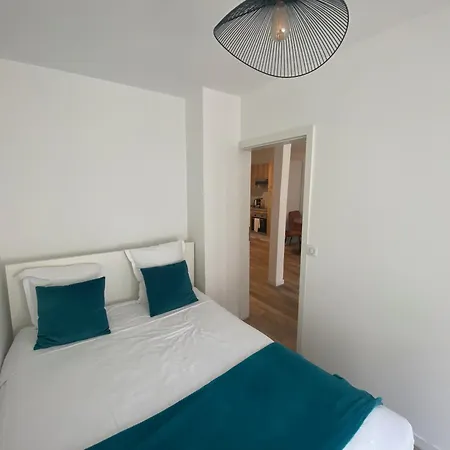 여관 La Petite De *