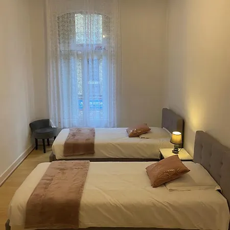 La Petite De * Štrasburk