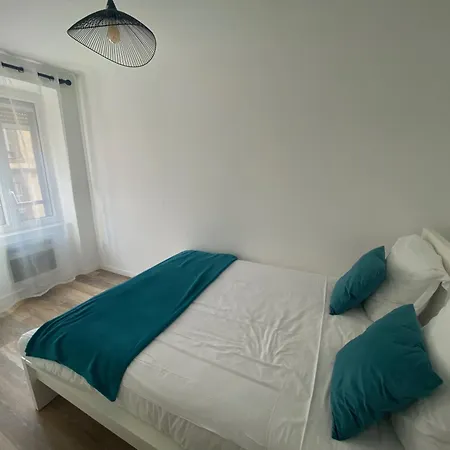 Inn La Petite De